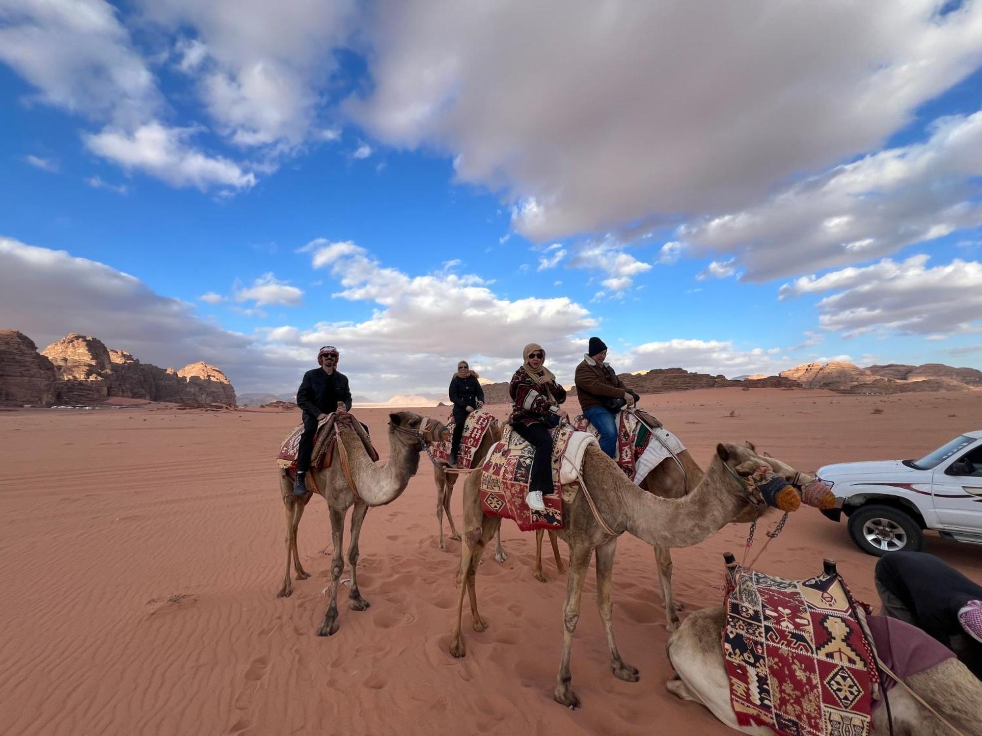 Star Of Wadi Rum Extérieur photo